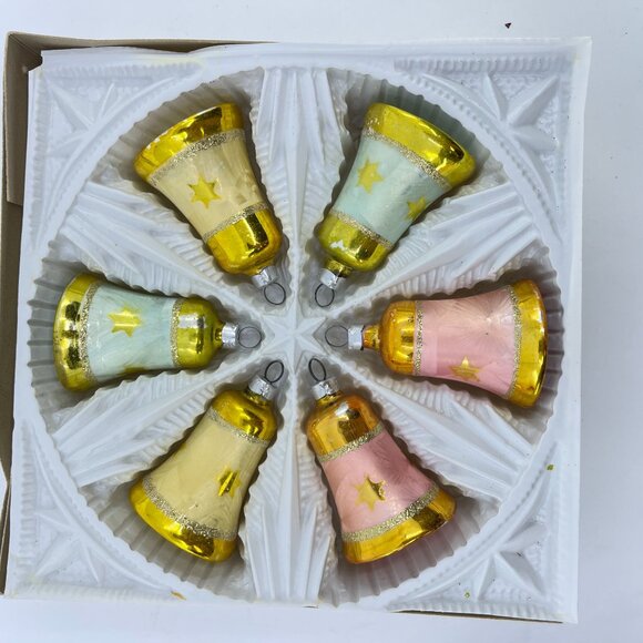 vintage 6 piece bell shaped glass christmas tree ornaments with glitter accents - Picture 2 of 10